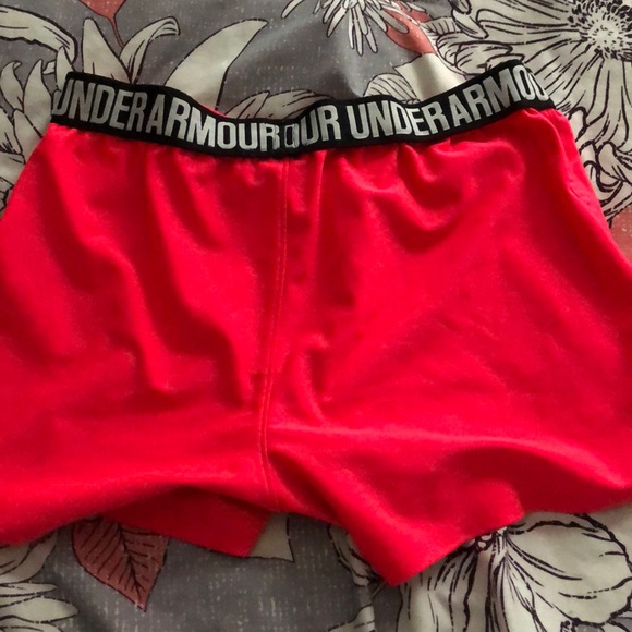 Under armour shorts - Picture 2 of 3
